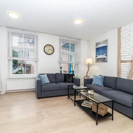 Apartment Blue House - Cosy Veranda By Oneapartments *