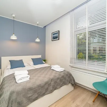 Blue House - Cosy Veranda By Oneapartments *